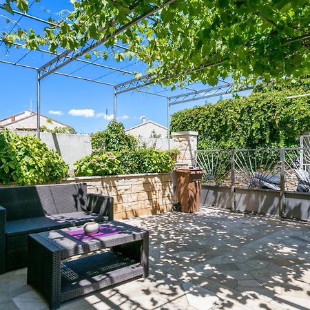 Apartments And Rooms With Parking Space Supetar, Brac - 5658 Exterior foto